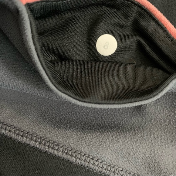 Lululemon Reversible Crop Pants - Picture 11 of 11